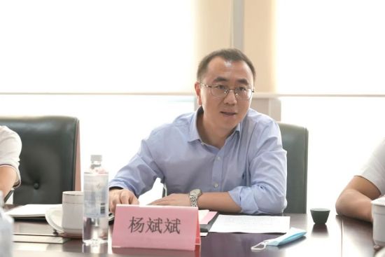 >网站首页>行业信息>正文8月5日,中共昌宁县委县委书记杨斌斌携昌宁